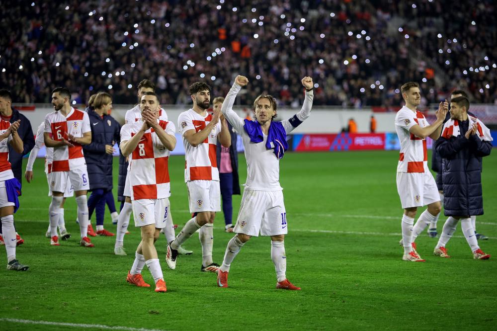 马德兴：中国足球管理组织没上道，没有协调好内卷和外战矛盾